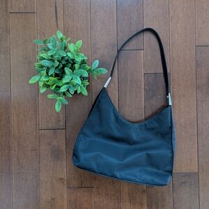 BLACK NYLON VINTAGE SHOULDER BAG